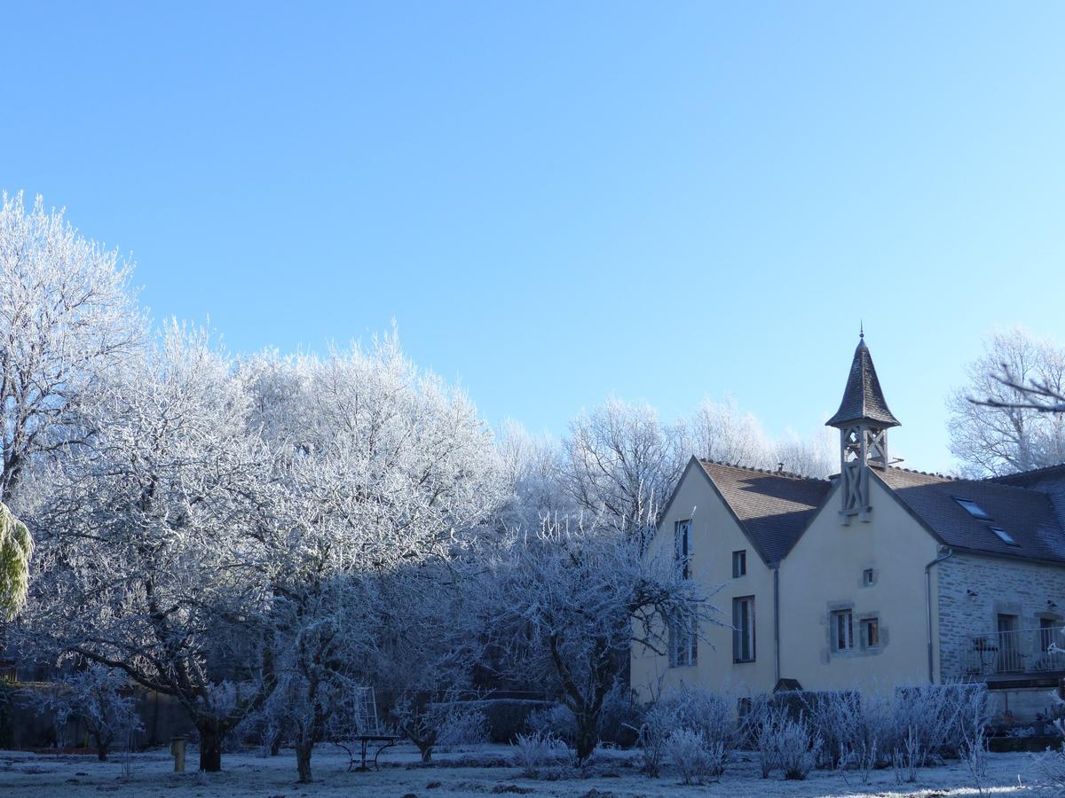 Val De La Nef Bed and Breakfast Joux-la-Ville Eksteriør billede